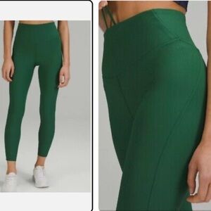 Lululemon Base Pace Tight Ribbed Size 8